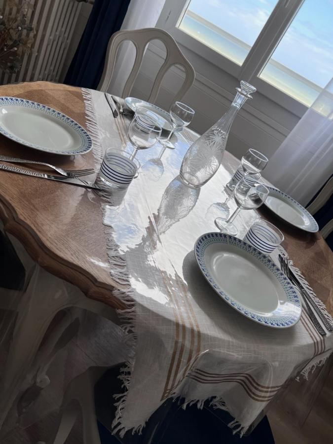 L'Air De La Mer Deux Etoiles Dieppe Eksteriør billede